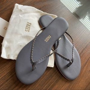 Flip flops